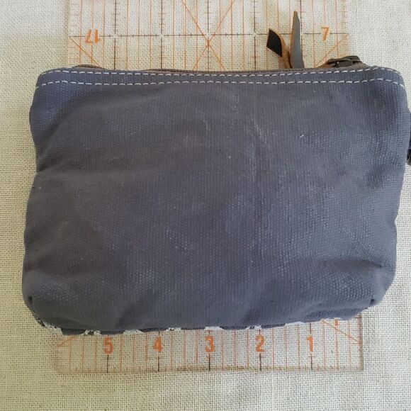 NWT Canvas Recycled Military Stag Deer Pouch Wallet Organizer Leather Handle - Picture 5 of 8